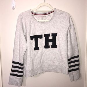 TOMMY HILFIGER LONG SLEEVE SWEATER 🟦⬜️🟥